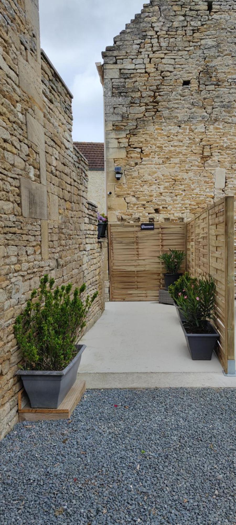 Logement Cosy Parking Prive Situe Au Coeur Du Village Reviers Exterior foto